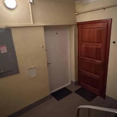 Apartment Jauks Vienistabu Dzivoklis *